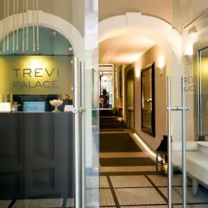 Trevi Palace Luxury מלון